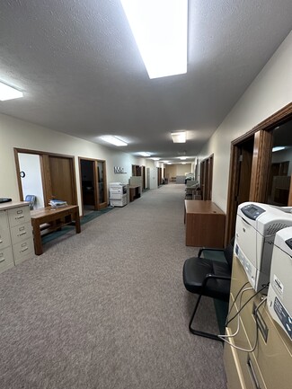 More details for 211 IL-38, Rochelle, IL - Office for Rent