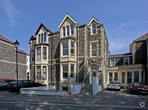 18 St Andrews Cres, Cardiff for sale Primary Photo- Image 1 of 2