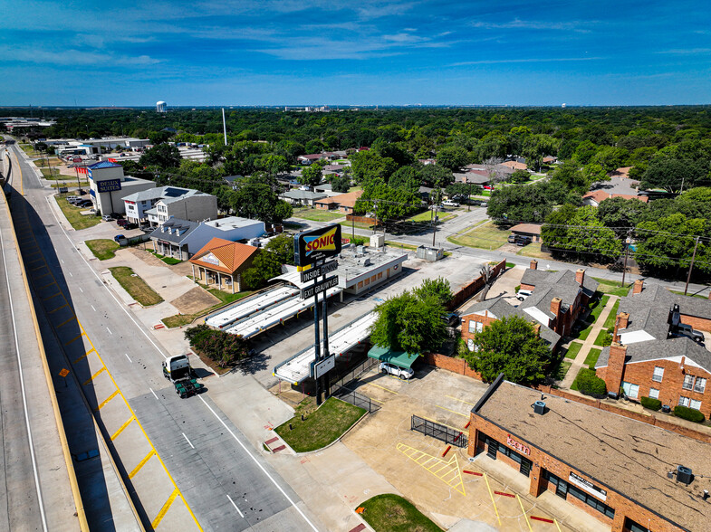 1425 N Loop 12, Irving, TX for rent - Building Photo - Image 3 of 3