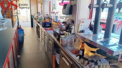 Retail in Blanes, Gerona to rent Interior Photo- Image 2 of 9