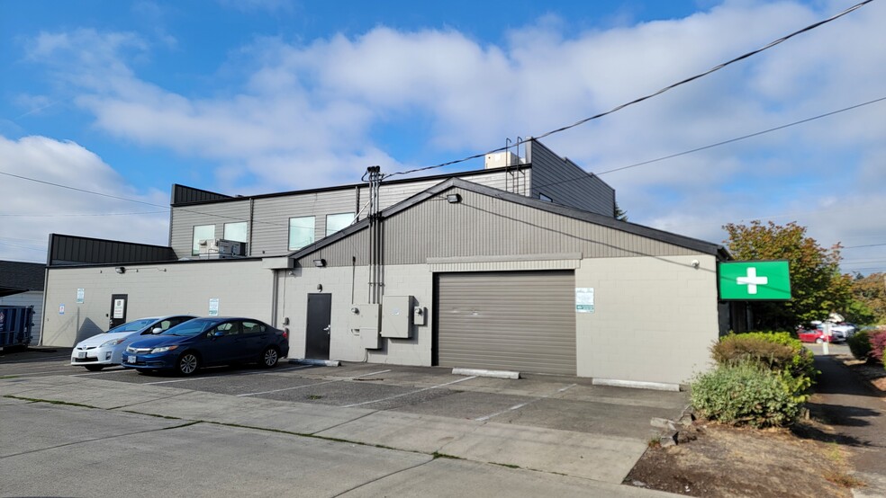 1310-1330 12th St SE, Salem, OR for rent - Building Photo - Image 3 of 18