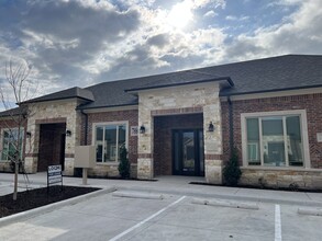 7884 Preston Rd, Frisco, TX for rent Building Photo- Image 1 of 5