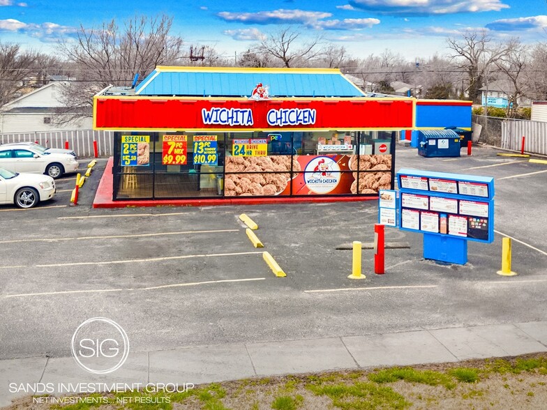 1305 N Hillside St, Wichita, KS for sale - Building Photo - Image 1 of 1