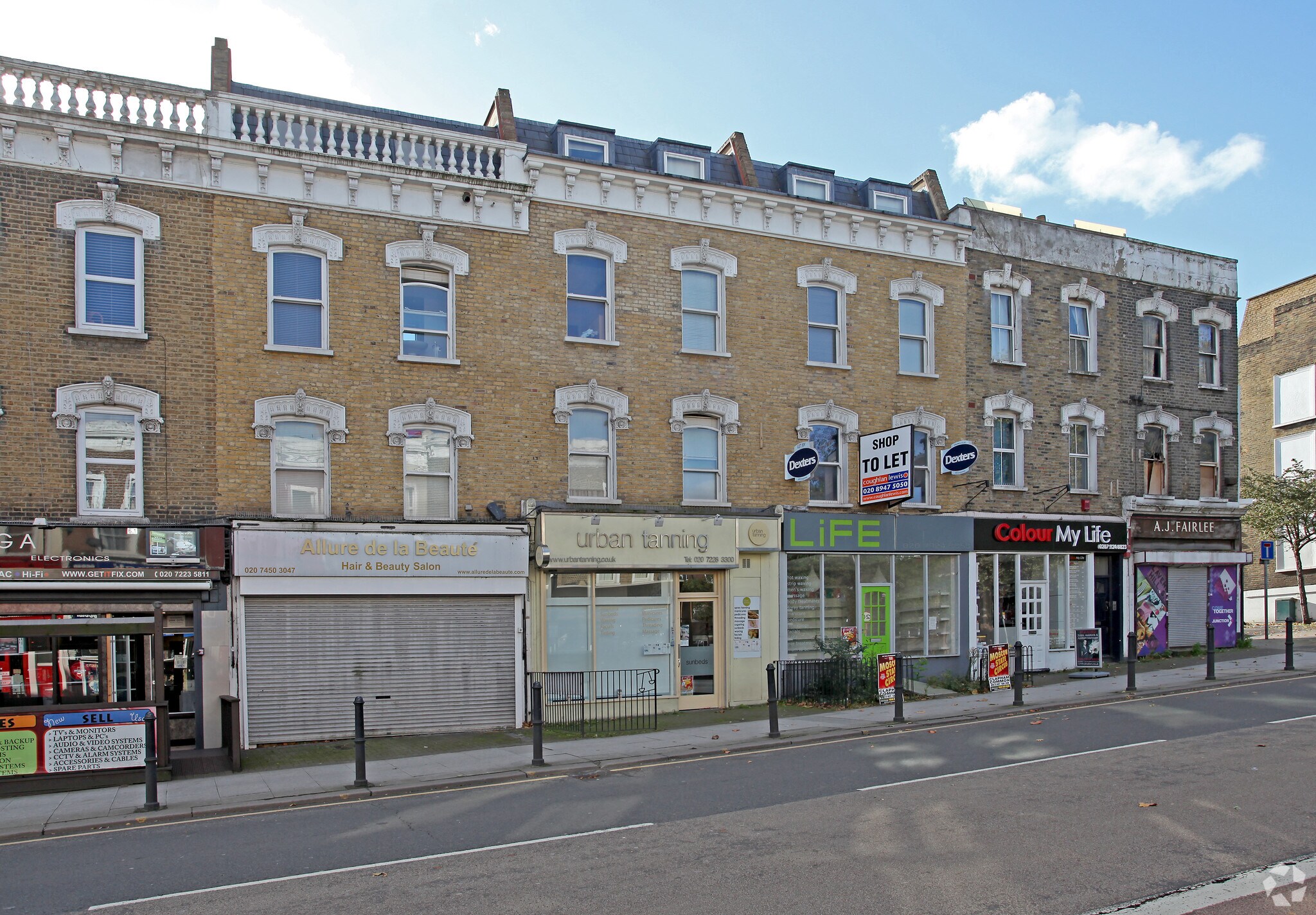 65 Lavender Hl, London for sale Primary Photo- Image 1 of 1