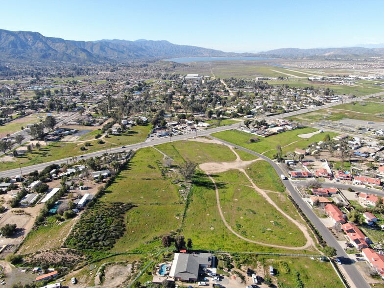 34920 Mission Trl, Wildomar, CA for sale - Building Photo - Image 3 of 14