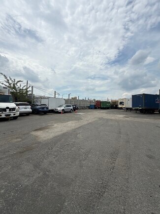 More details for 526 Johnson Ave, Brooklyn, NY - Land to Rent