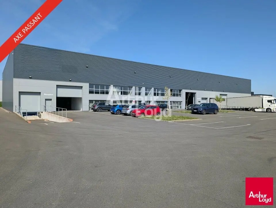 Location Local d'activités 3 190 m² - Photo 1