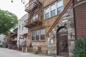 6606 60th Pl, Ridgewood, NY for sale Primary Photo- Image 1 of 1