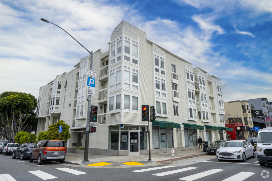 2288-2298 Lombard St, San Francisco, CA for rent - Building Photo - Image 2 of 9