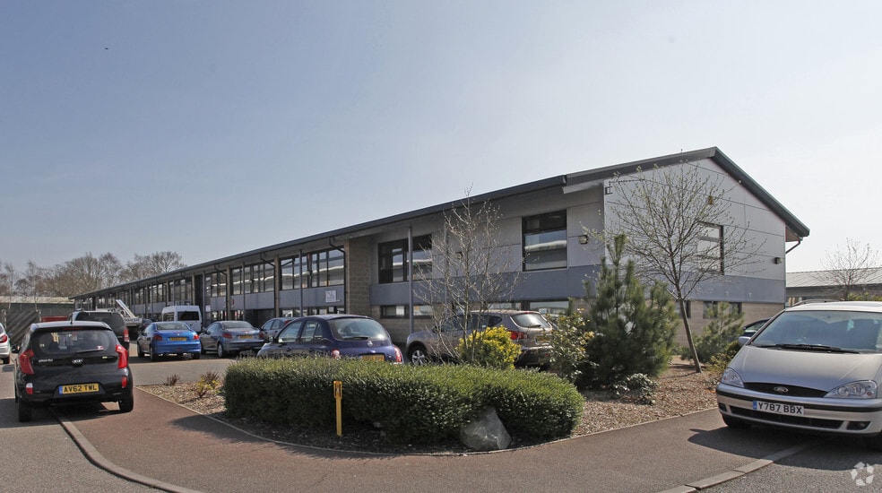 West Rd, Ipswich to rent - Building Photo - Image 2 of 7