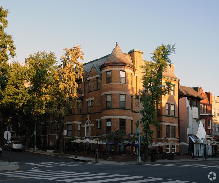 2400 18th St, Washington, DC for rent - Building Photo - Image 2 of 4