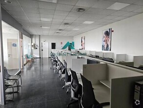 Office in Madrid, MAD for rent Interior Photo- Image 2 of 12