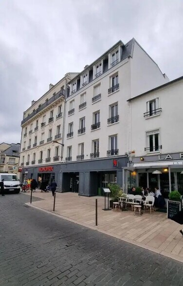 Retail in Vincennes for sale - Building Photo - Image 2 of 17