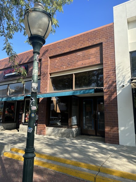 403-439 W Main St, Merced, CA for sale - Building Photo - Image 1 of 1