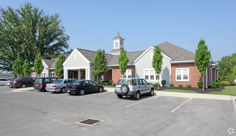 627 Office Pky, Westerville, OH for sale - Primary Photo - Image 1 of 1