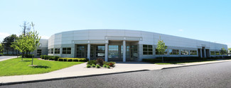 More details for 550 N Commons Dr, Aurora, IL - Office, Industrial for Rent