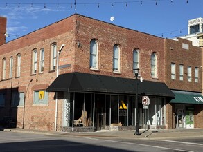 221 Park Central South, Springfield, MO for rent Building Photo- Image 1 of 5