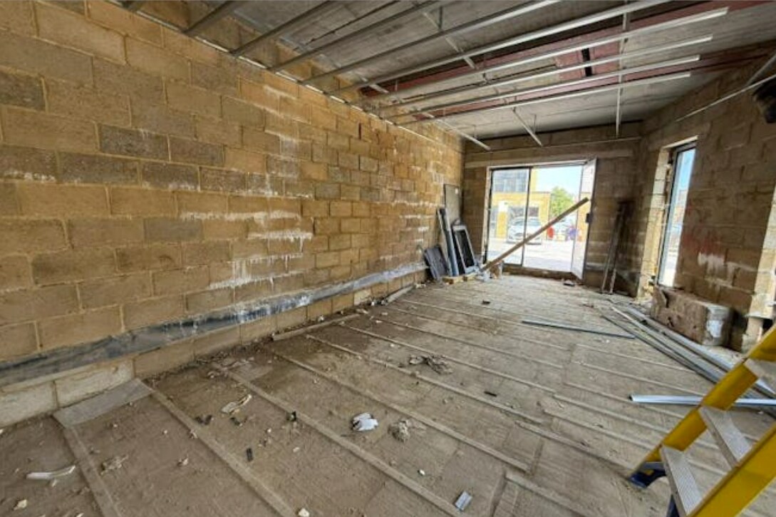 High St, Rayleigh for sale Interior Photo- Image 1 of 2