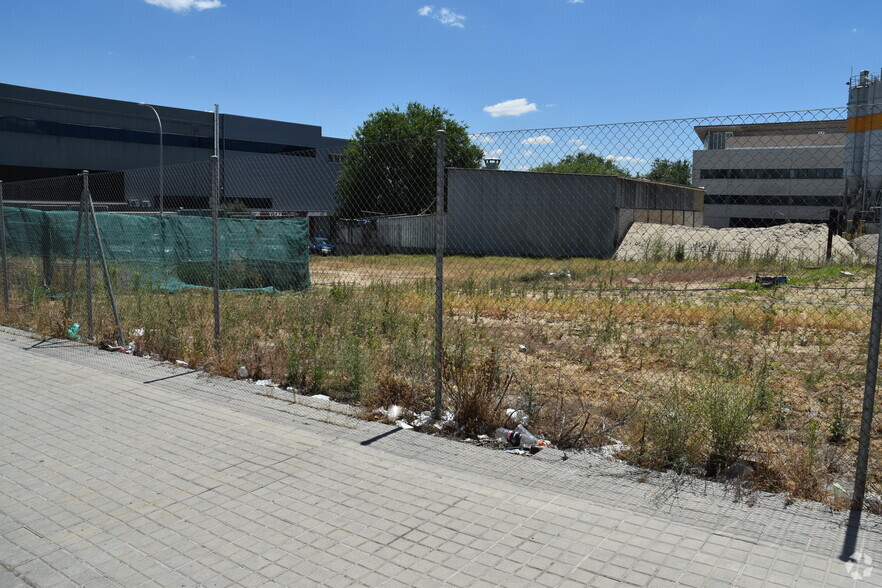 Calle Químicas, 36, Alcorcón, Madrid for rent - Building Photo - Image 3 of 7