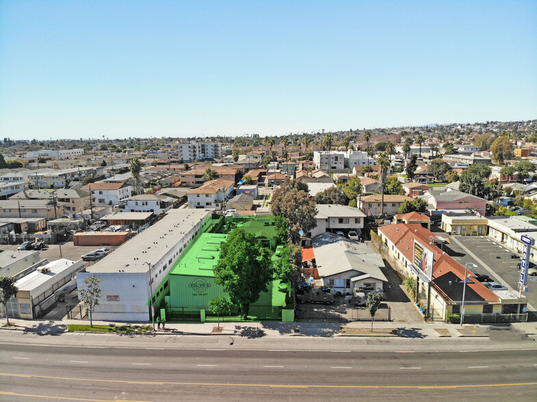 6411 Crenshaw Blvd, Los Angeles, CA for sale - Primary Photo - Image 1 of 1