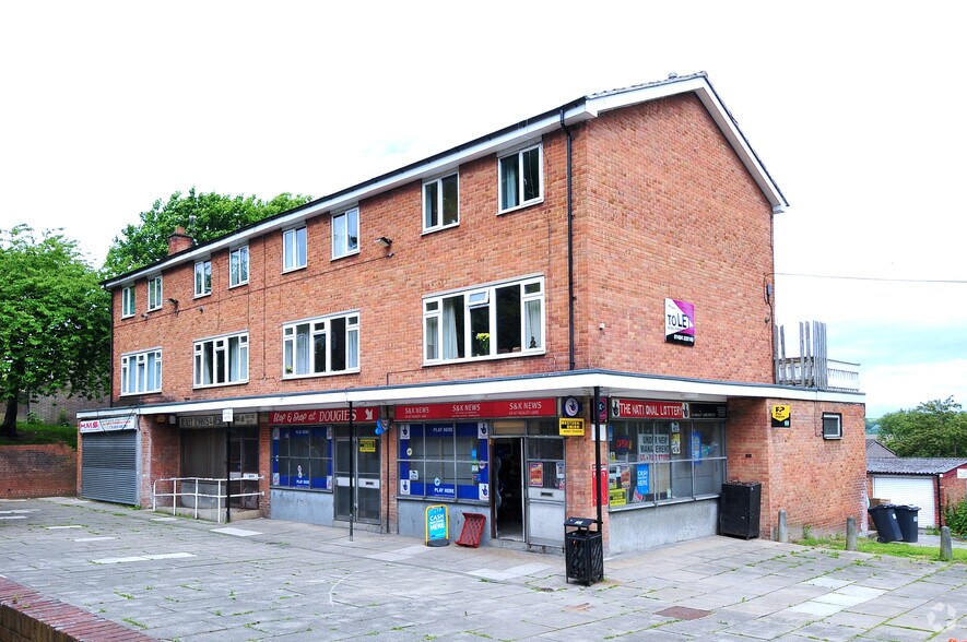 69-71 Healey Ln, Batley for sale - Primary Photo - Image 1 of 1