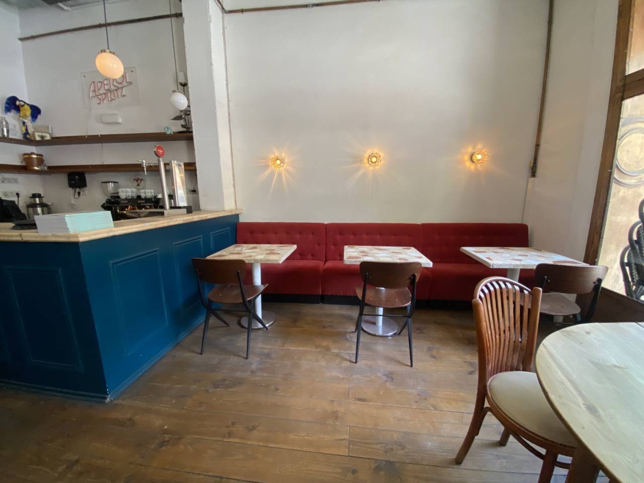 Retail in Barcelona, Barcelona to rent Interior Photo- Image 1 of 2