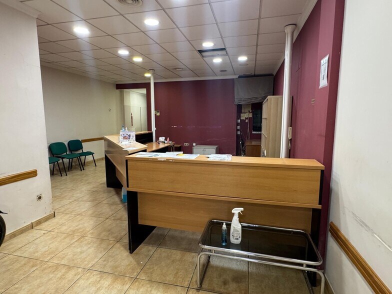 Retail in Algemesí to rent - Building Photo - Image 2 of 14