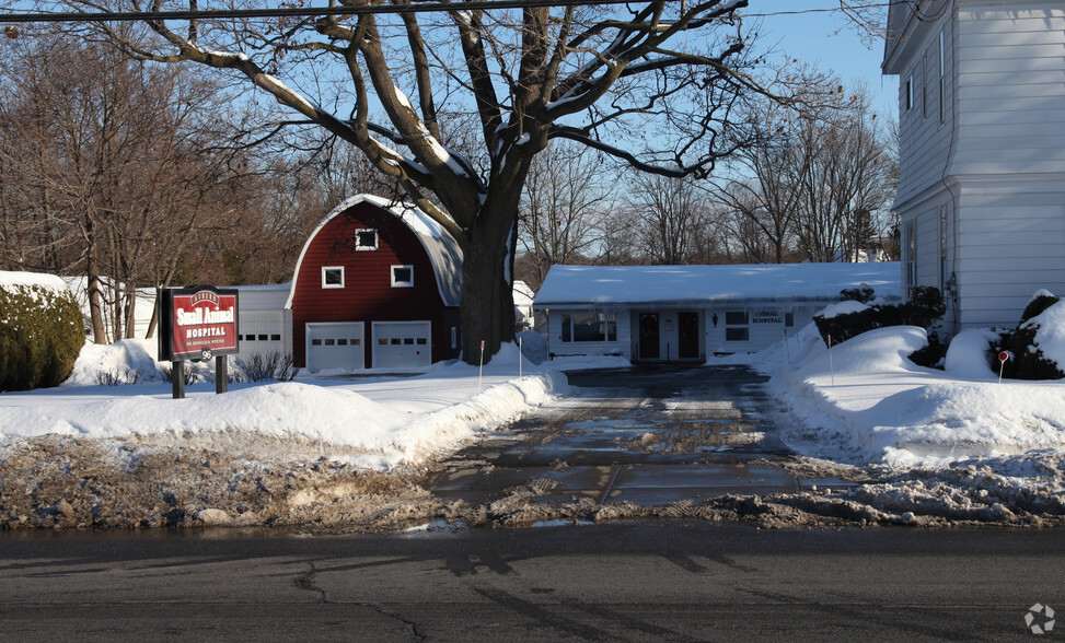 92-96 Grant Ave, Auburn, NY for sale - Primary Photo - Image 1 of 50