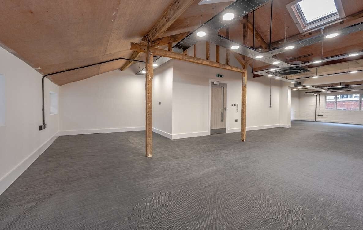 60 Wellington St, Leeds to rent Building Photo- Image 1 of 6