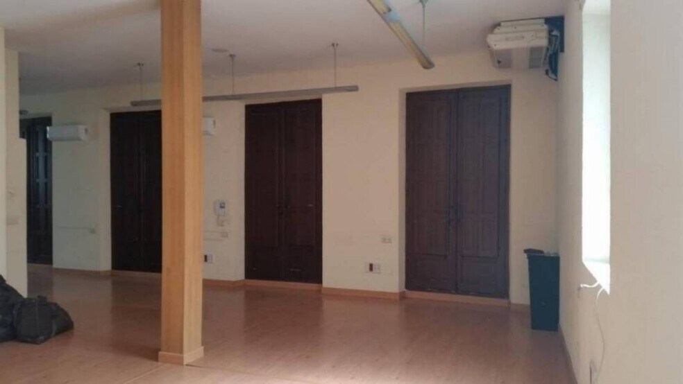 Office in Almería, Almería to rent - Building Photo - Image 3 of 8