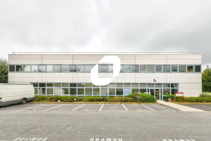 Location Local d'activités 394 m² - Photo 1