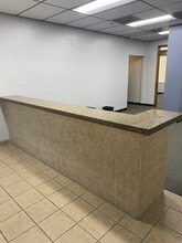 3434 Truxtun Ave, Bakersfield, CA to rent Interior Photo- Image 2 of 9