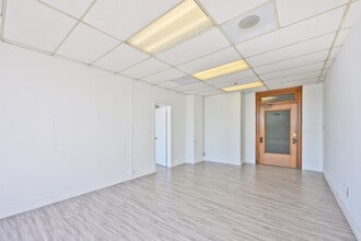 710-714 W Olympic Blvd, Los Angeles, CA to rent Building Photo- Image 1 of 3