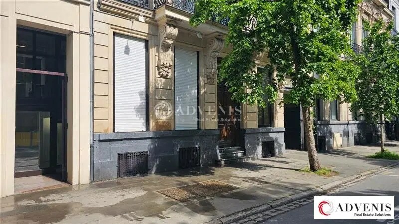 Office in Lille to rent Building Photo- Image 1 of 13