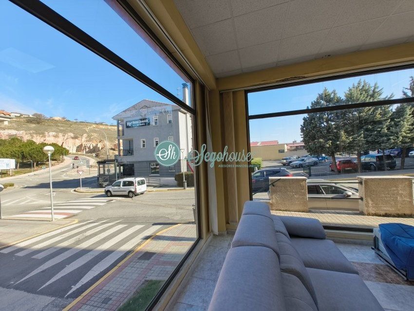 Retail in La Lastrilla, Segovia to rent Interior Photo- Image 1 of 16