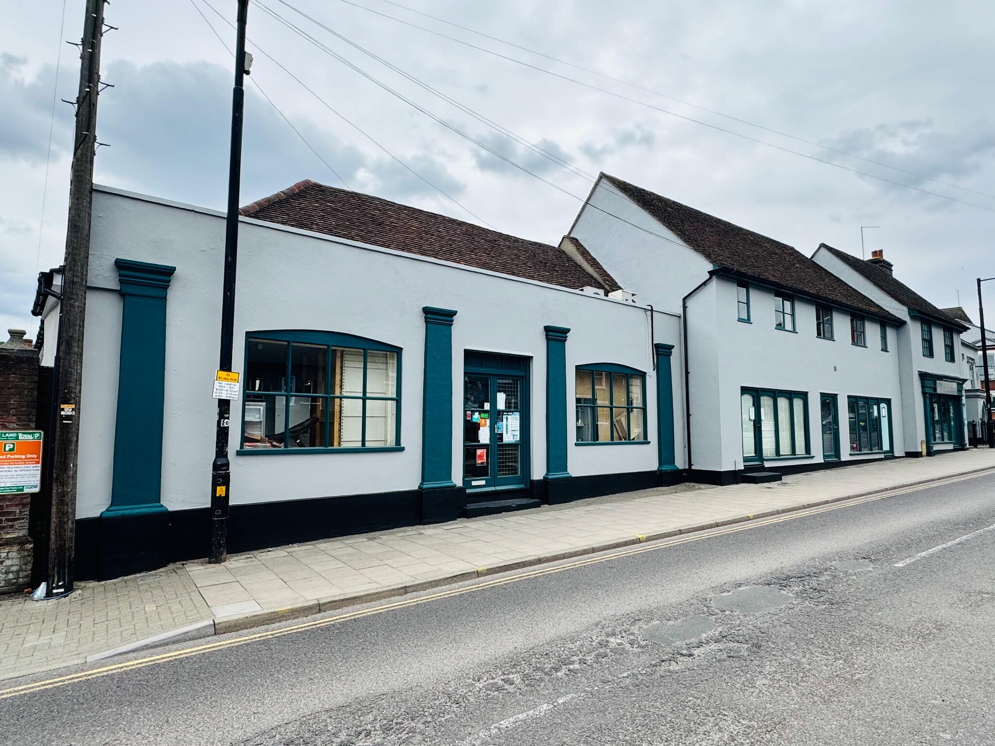 37-38 Osborne St, Colchester to rent Interior Photo- Image 1 of 5