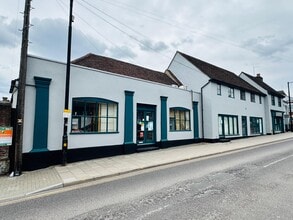 37-38 Osborne St, Colchester to rent Interior Photo- Image 1 of 5