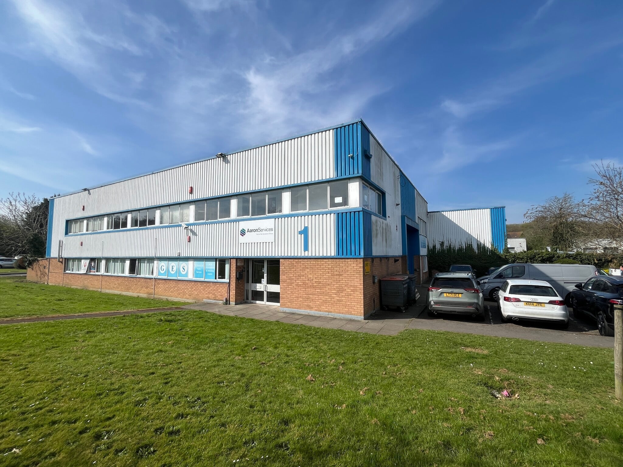 1-11 Little Rdg, Welwyn Garden City to rent Building Photo- Image 1 of 2