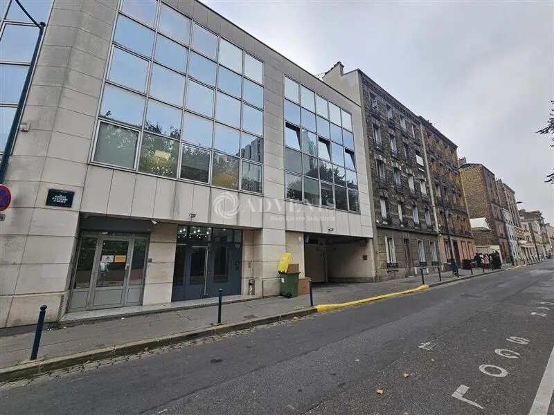 Office in Pantin to rent Building Photo- Image 1 of 7