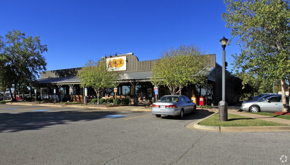 4901 NE 122nd St, Edmond, OK for sale - Primary Photo - Image 1 of 1