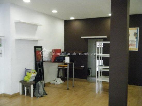 Retail in Cáceres, Cáceres to rent - Interior Photo - Image 3 of 4