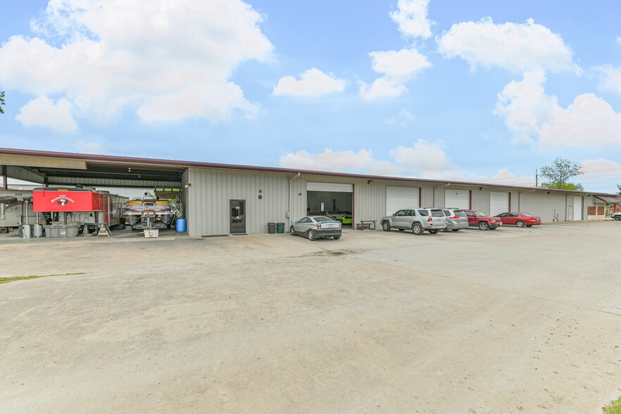 7449 Wright Rd, Houston, TX for sale - Building Photo - Image 3 of 49