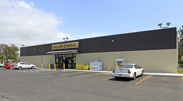 Dollar General, Pine Bluff, AR for sale - Primary Photo - Image 1 of 1