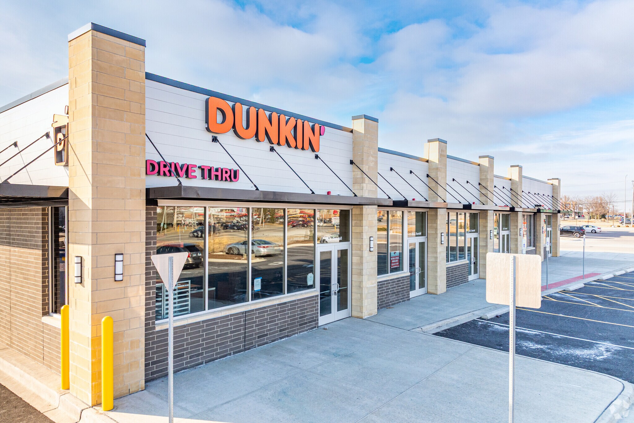 20-28 N Randall Rd, North Aurora, IL to rent Building Photo- Image 1 of 7