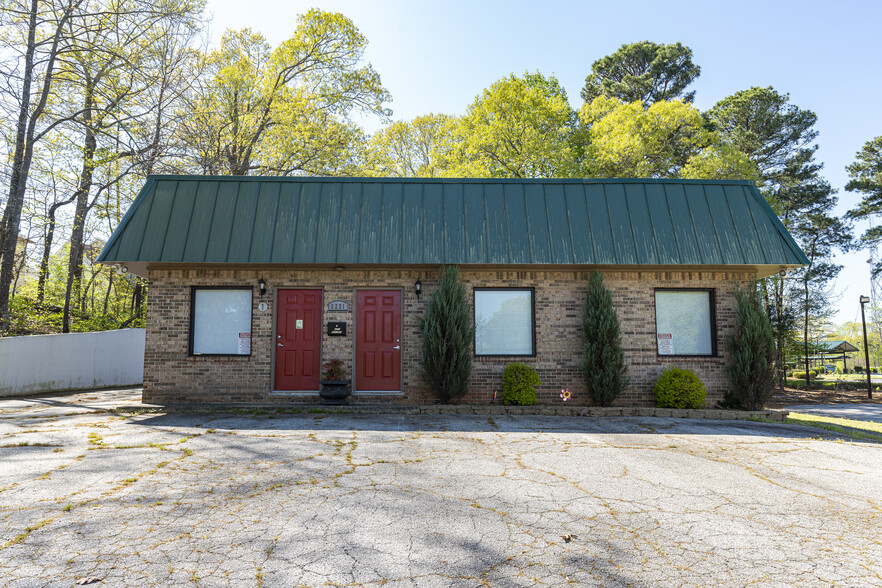 6231 Riverdale Rd, Riverdale, GA for sale - Building Photo - Image 1 of 1