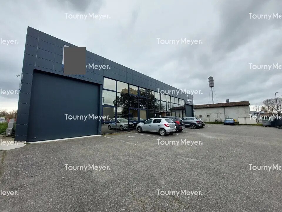 Light Industrial in Toulouse for sale Building Photo- Image 1 of 6