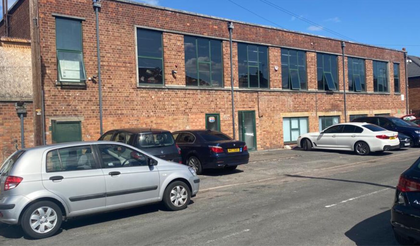 24 Jellicoe Rd, Leicester, LE5 4FN UK