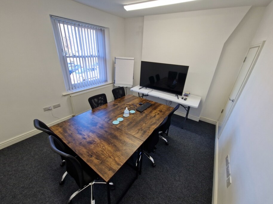 6 High St, Belper to rent Interior Photo- Image 1 of 1
