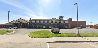 More details for 222 W 2nd St, Ottumwa, IA - Hospitality for Sale