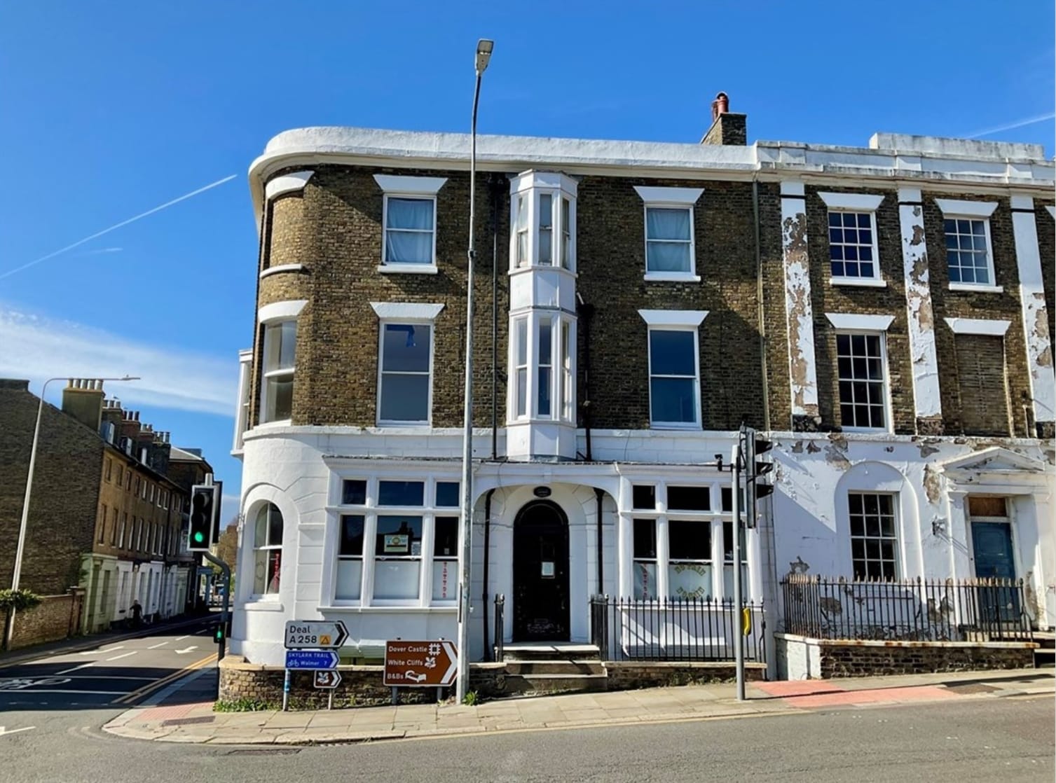 1-5 Castle Hill Rd, Dover to rent Building Photo- Image 1 of 2